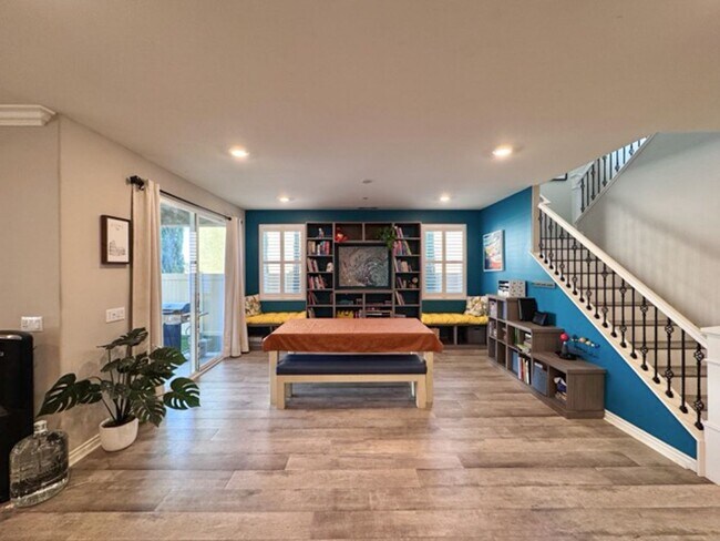 Building Photo - Stunning 5 Bedroom + Office Home with Priv...