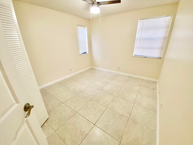 Building Photo - 3151 Leewood Terrace