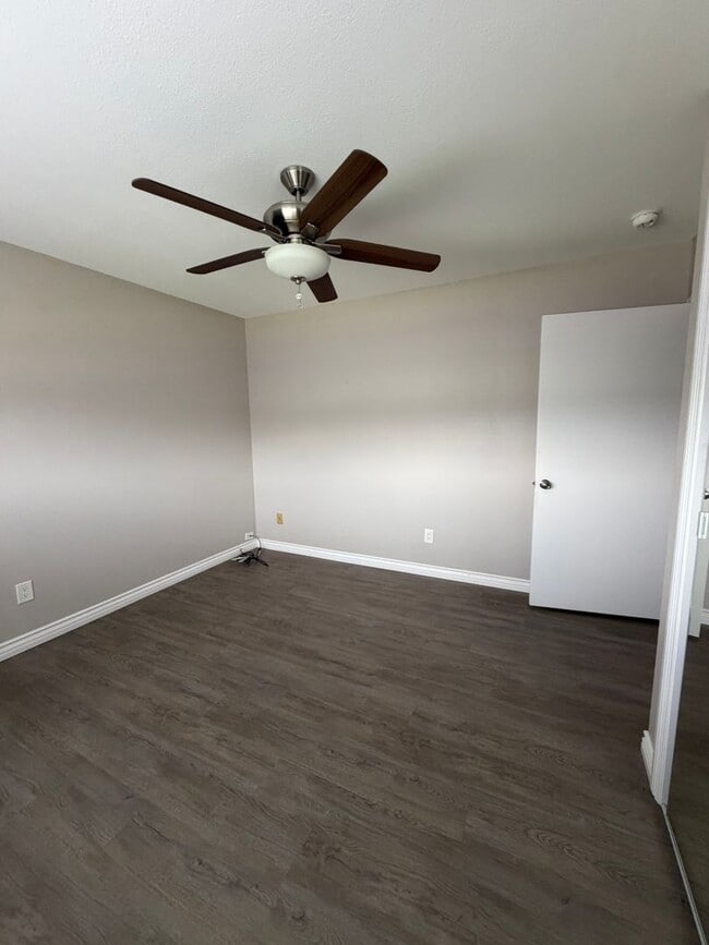 Building Photo - 4301 Skye Dr