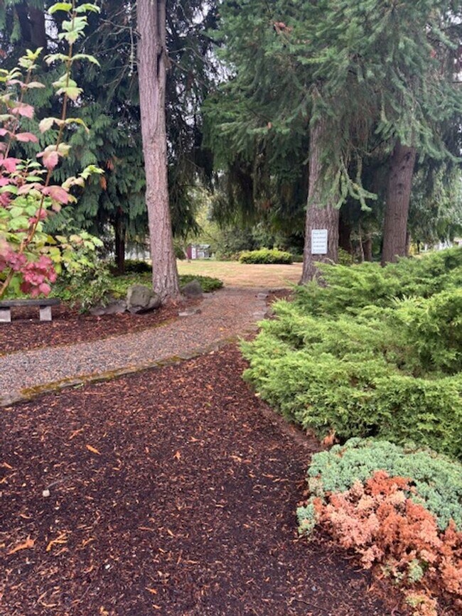 Building Photo - Cascade Vista In Bothell