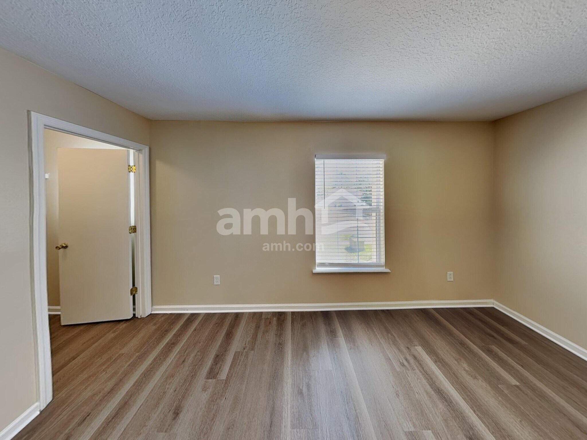 Building Photo - 12762 Megan Jean Ct
