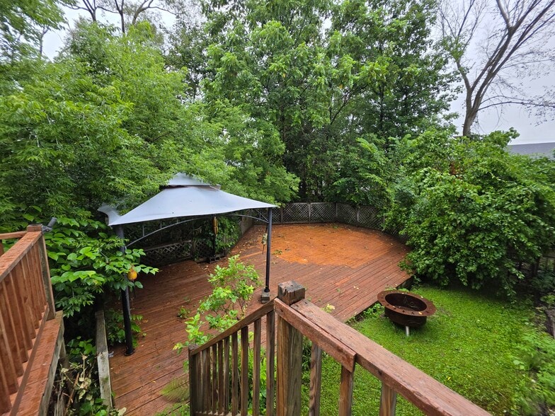 Building Photo - 21 Cleaves St