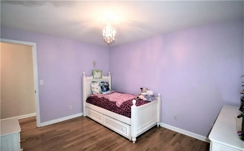 Building Photo - 25 Shelter Rock Rd