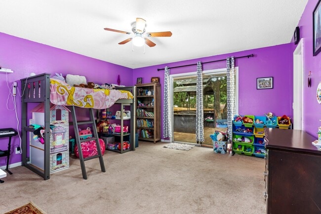 Building Photo - 2442 Duncan Dr