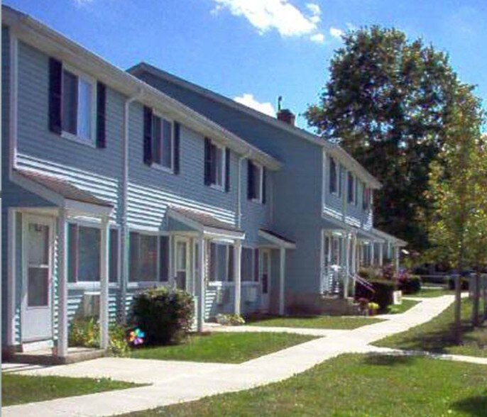 Moosup Gardens Townhomes 10 Gorman St Moosup CT 06354 Apartment Finder