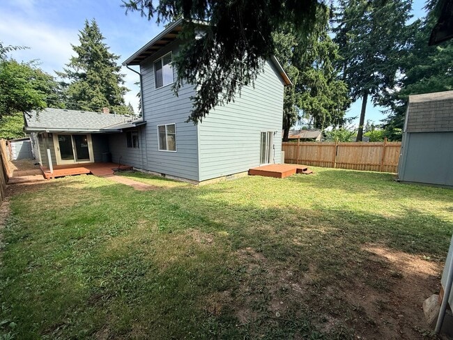 Building Photo - Newly renovated 1892sqft 4-bedroom, 3-bath home in Portland,
