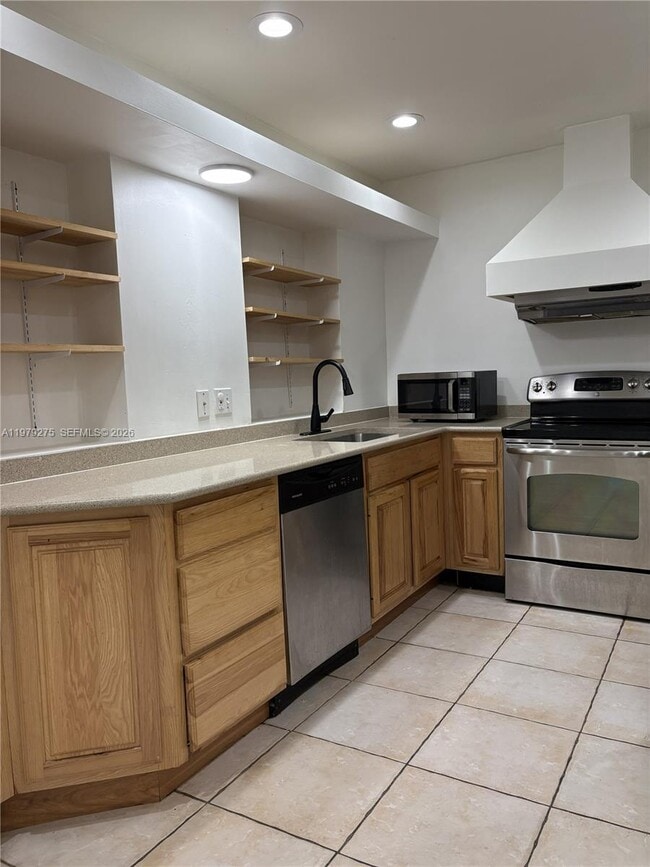 Building Photo - 1970 SW 24th Cir