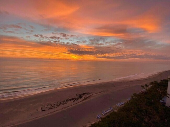 Building Photo - 100 Ocean Trail Way