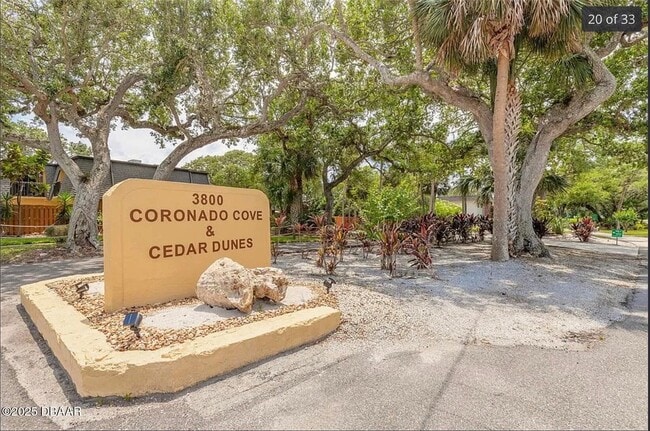 Building Photo - 3808 Saxon Dr