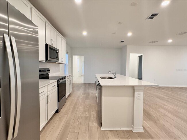 Building Photo - 4685 Citrus Cir