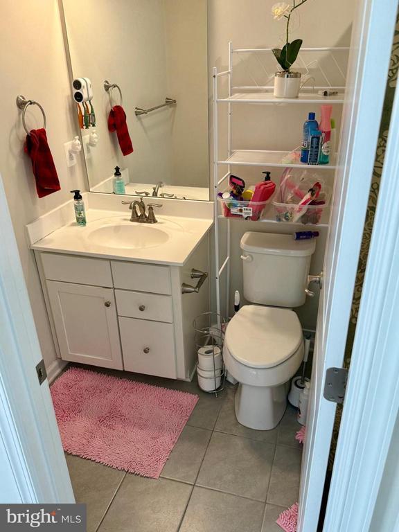 Building Photo - 7515 Mundell Rd