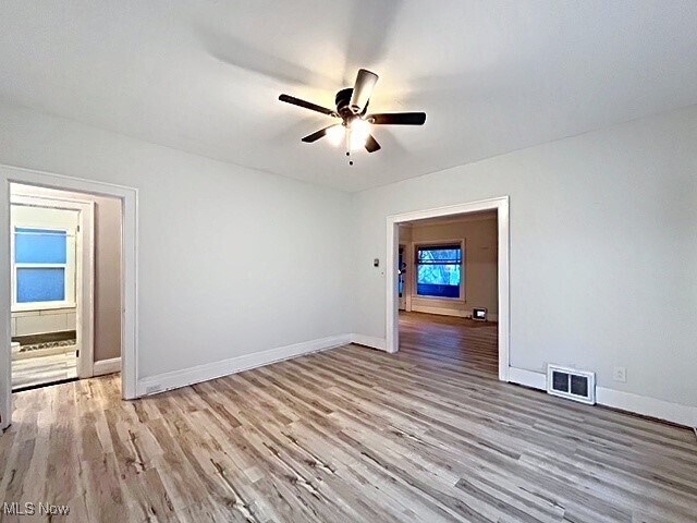 Building Photo - 3365 E Scarborough Rd