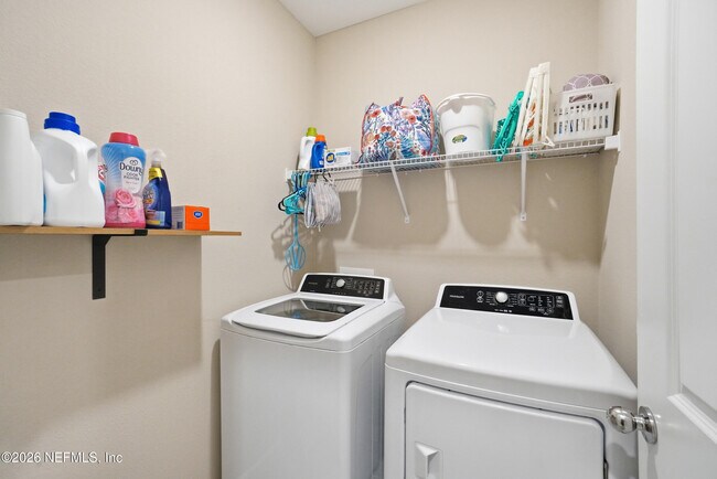 Building Photo - 75435 Sunberry Dr