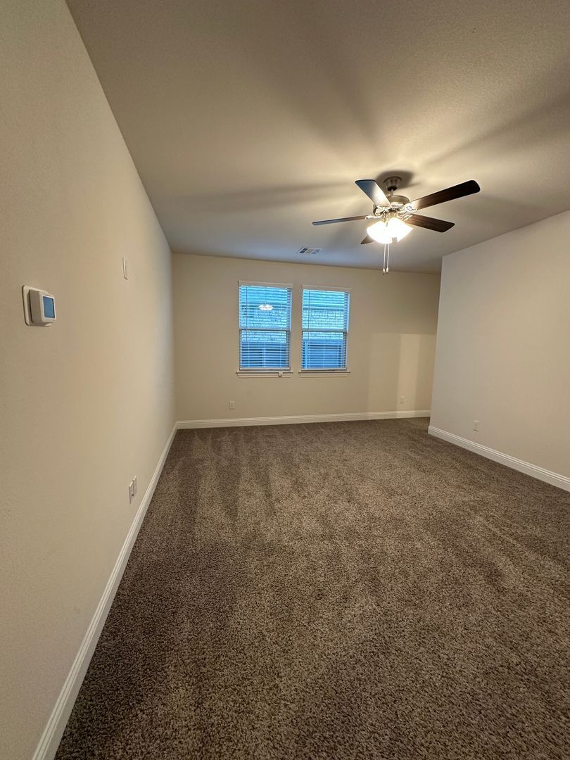 Building Photo - 1657 Blakely Pl