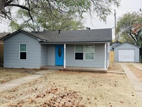 Building Photo - 2419 35th St