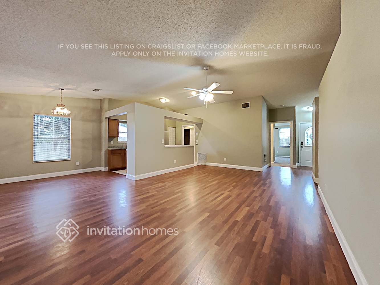 Building Photo - 10884 Grandview Ct