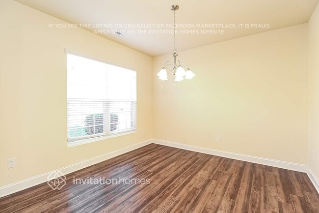 Building Photo - 9849 Maywine Cir