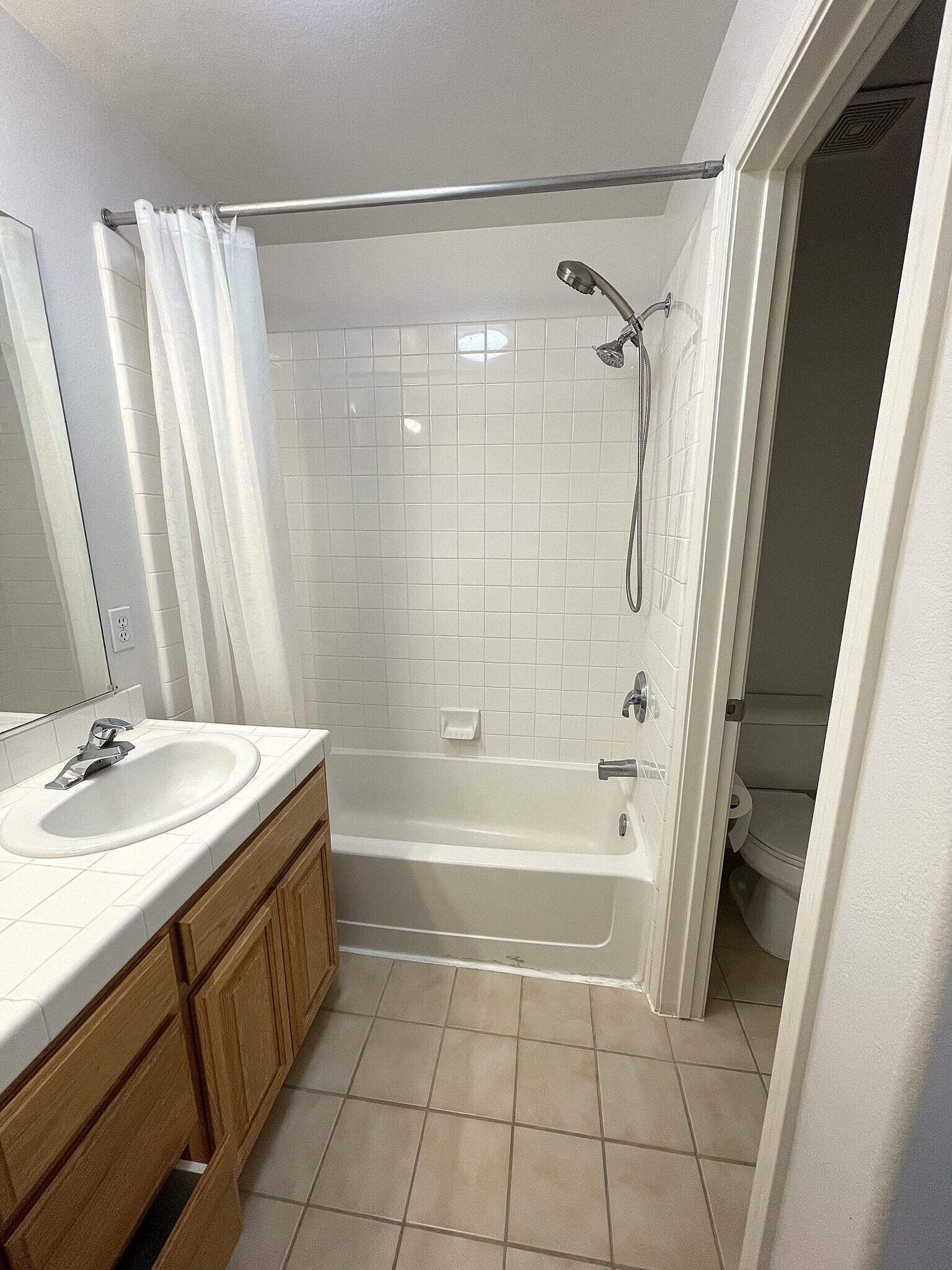 Building Photo - 1117 Yates Way