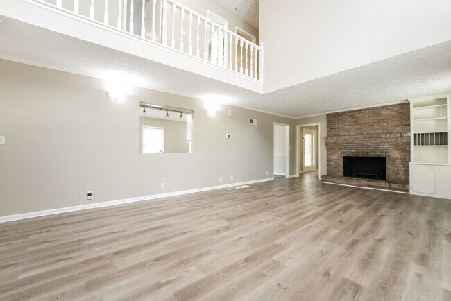 Building Photo - 3387 Pembrook Farm Way SW