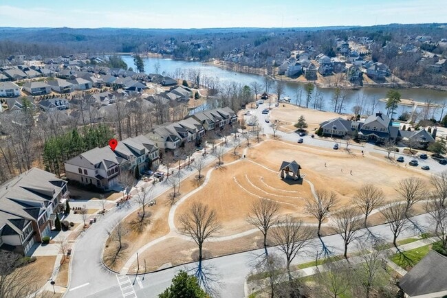 Building Photo - 6925 Fellowship Ln