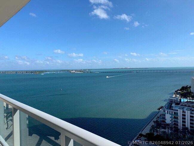 Building Photo - 1155 Brickell Bay Dr