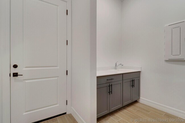 Building Photo - 10909 Stellar Cir