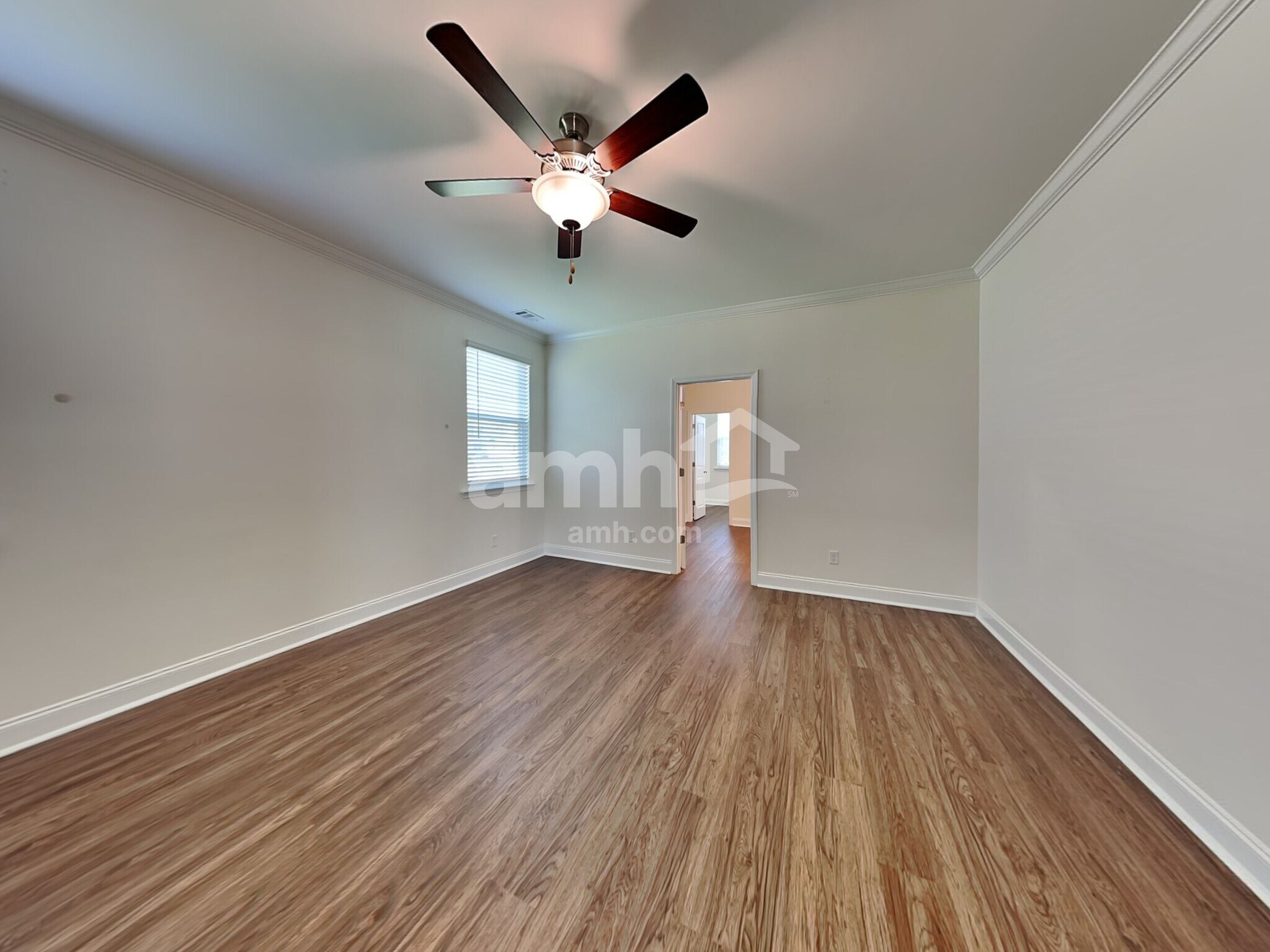 Building Photo - 210 Parkside Blvd