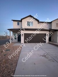 Building Photo - Move-In Discount!! - 3 Bed - 2.5 Bath - Large Condo - 2 Car Garage