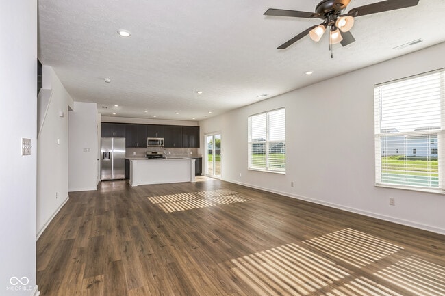 Building Photo - 3489 Briarwick Dr