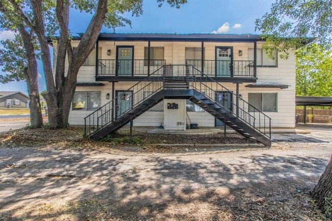 Primary Photo - 104 Prestwick Blvd