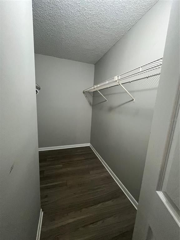 Building Photo - 1512 S Pine Ridge Cir