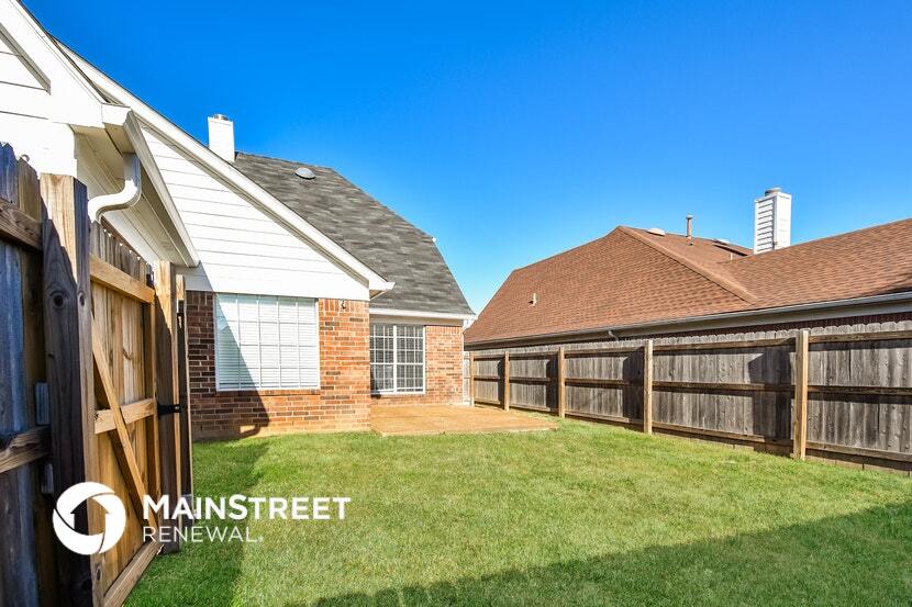 Building Photo - 782 Rain Dance Way