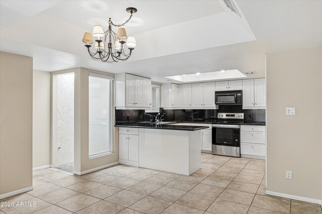 Building Photo - 5208 N 78th Way