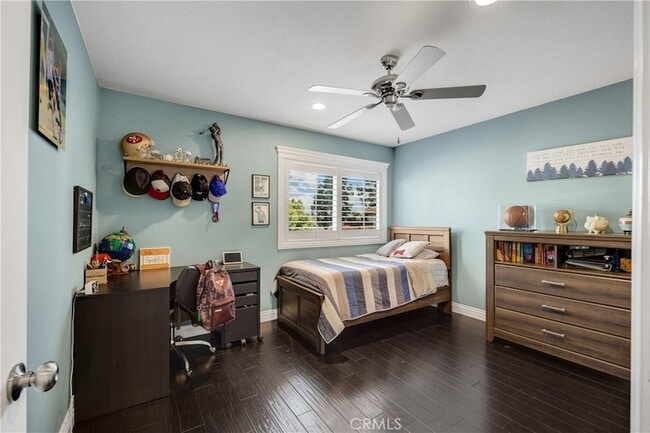 Building Photo - 1320 N Van Gogh Cir