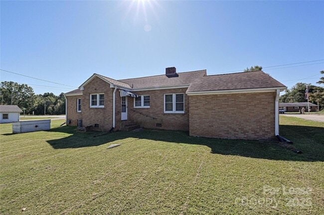 Building Photo - 411 Elizabeth Ave