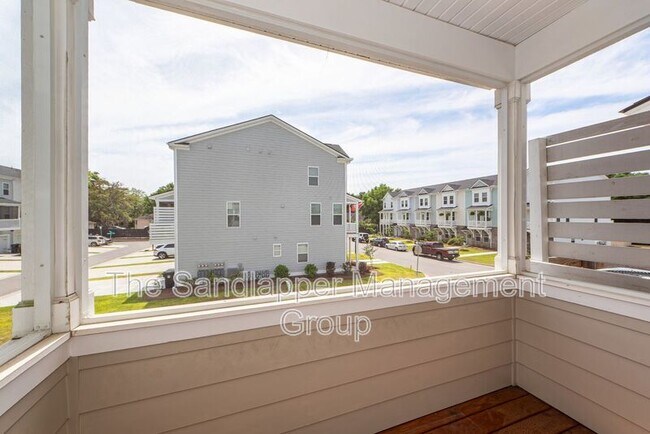 Building Photo - 139 Rowans Creek Dr