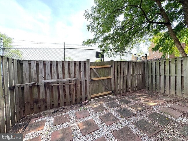 Building Photo - 9819 Hagel Cir