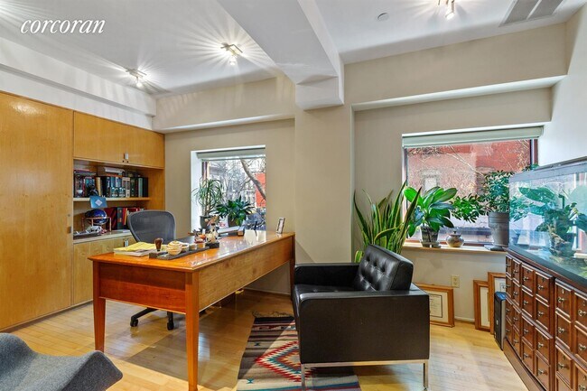 Building Photo - 202 Spring St