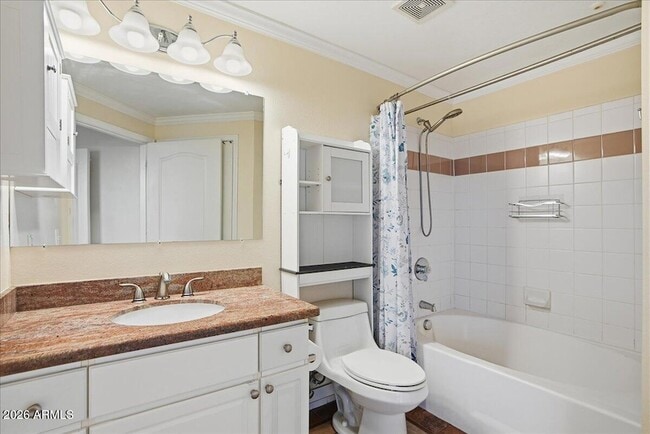 Building Photo - 1701 E Colter St