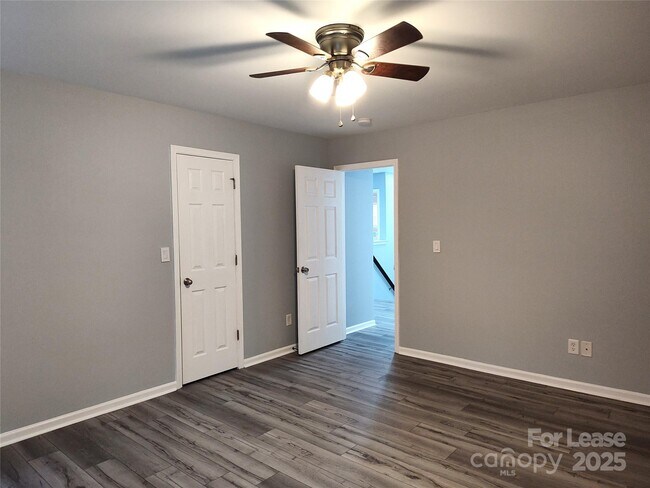Building Photo - 469 Laurel Fork Dr