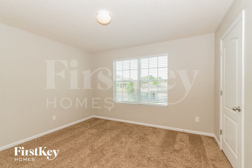Building Photo - 8058 Brothers Walk Ln
