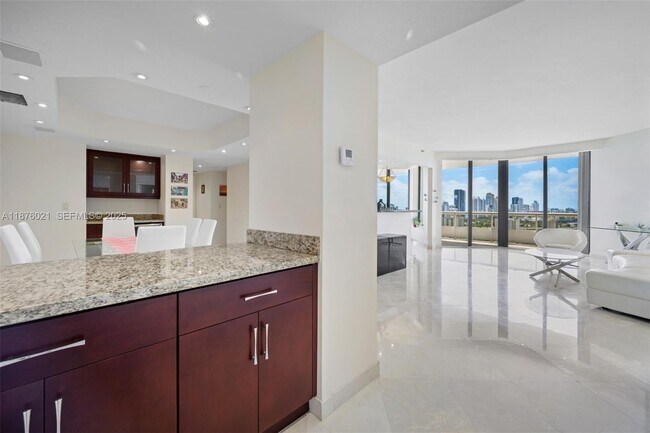 Building Photo - 20191 E Country Club Dr