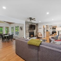 Building Photo - 17 Mohawk Trail