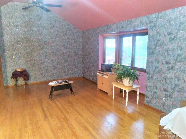 Building Photo - 5383 Textile Rd