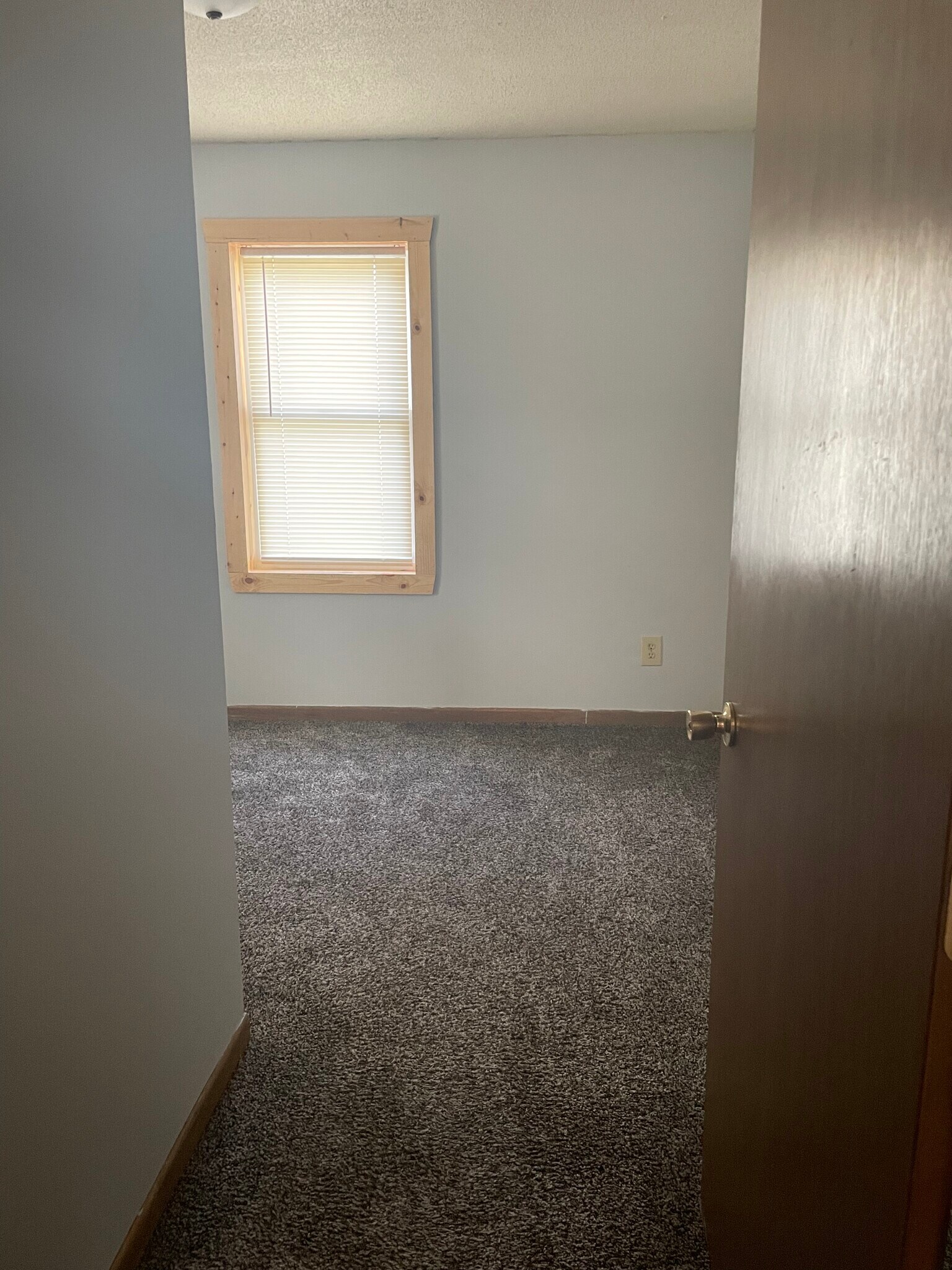 1st bedroom - 929 4th St SE