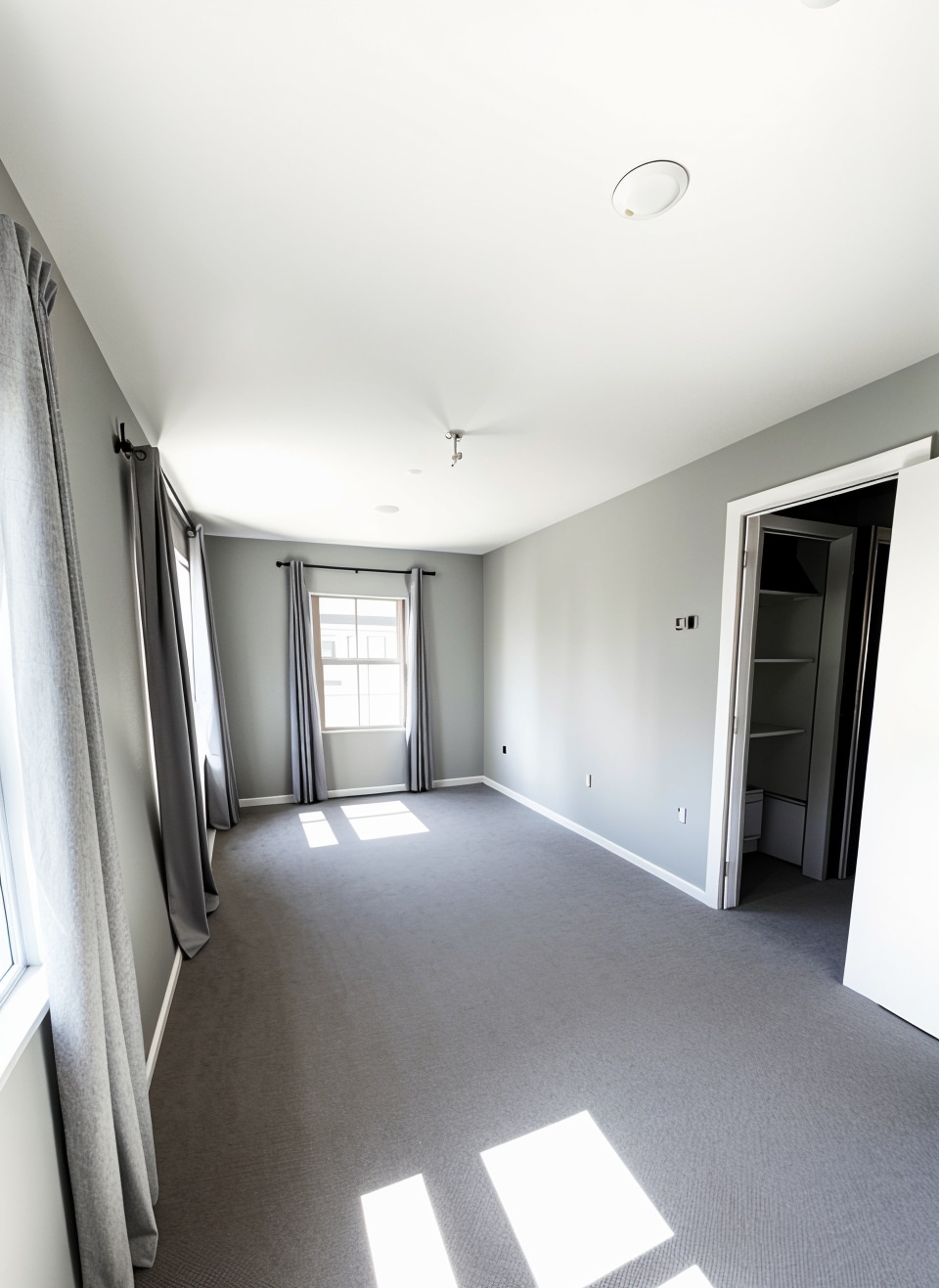 Bedroom 3 - 1103 W Belmont St