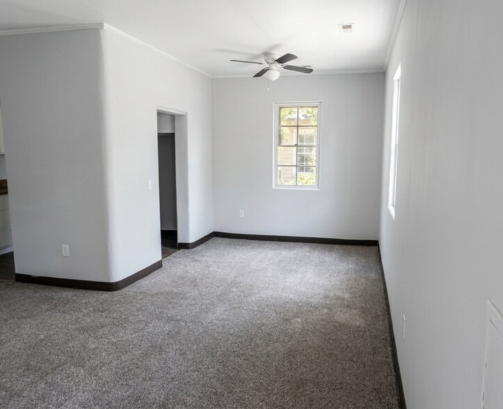 Building Photo - 22 Burgess Ct