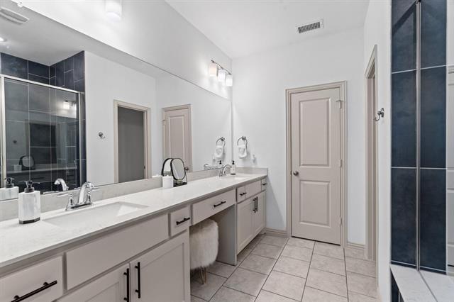 Building Photo - 2637 High Cotton Ln