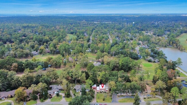 Building Photo - 17 Winged Foot Dr