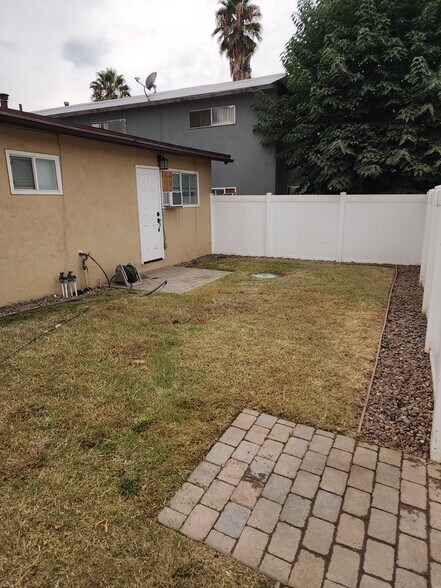 Building Photo - 1170 Fountain St